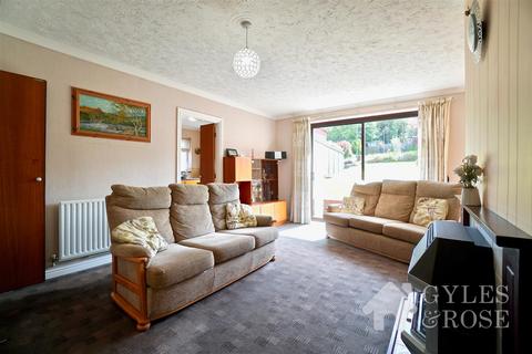 17 Hillview Close, Rowhedge, Colchester, CO5 7HS
