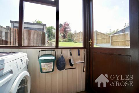 17 Hillview Close, Rowhedge, Colchester, CO5 7HS