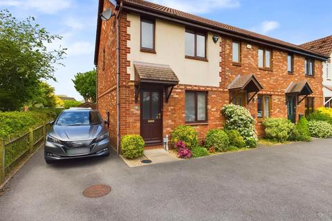 2 bedroom end of terrace house for sale, Stanbury Mews, Hucclecote, Gloucester