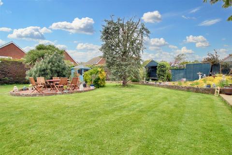 3 bedroom detached house for sale, Church Lane, Ferring
