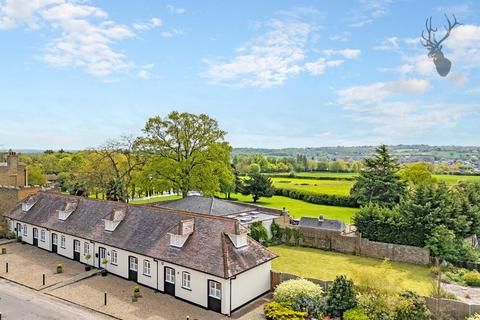 2 bedroom barn conversion for sale, Abridge Road, Theydon Bois