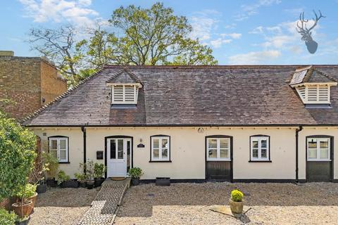 2 bedroom barn conversion for sale, Abridge Road, Theydon Bois