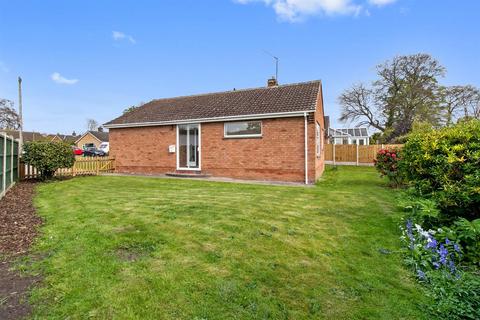 2 bedroom bungalow for sale, Brookfield, Malvern, WR14 1DW