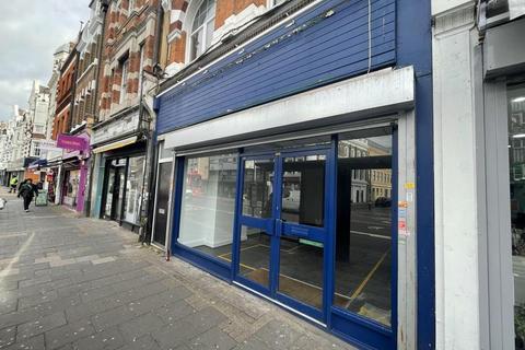 Shop to rent, London SE17