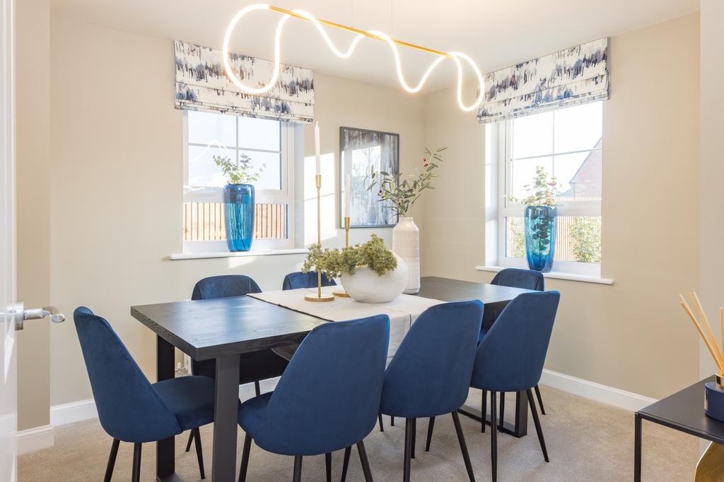 Dining room in the 4 bedroom Alderney