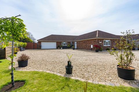 4 bedroom detached bungalow for sale, MAIN ROAD,  KEAL COTES,  SPILSBY,  LINCOLNSHIRE, PE23