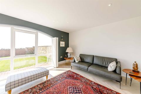 4 bedroom end of terrace house for sale, King Edward View, Halidon Hill, Berwick-upon-Tweed, Northumberland, TD15