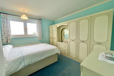 8 Edgecliffe Place, Barnsley, S71 1UW