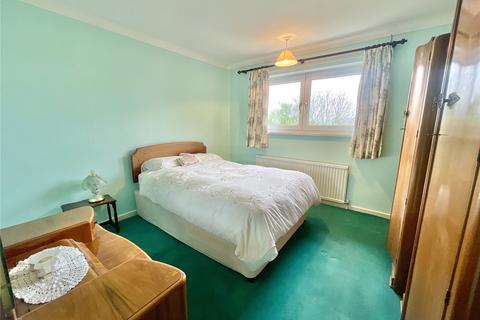 8 Edgecliffe Place, Barnsley, S71 1UW