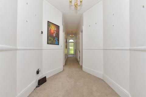 undefined, Maidstone Road, Chatham, Kent