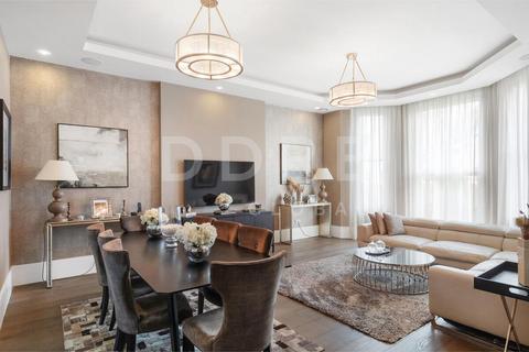 5 bedroom apartment for sale, Cromwell Road, London, SW5