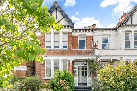 3 bedroom maisonette for sale, Valley Road, Streatham