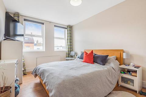 2 bedroom flat for sale, Kingston Road, Wimbledon