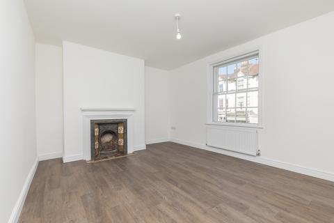 2 bedroom apartment for sale, High Street, Lewes