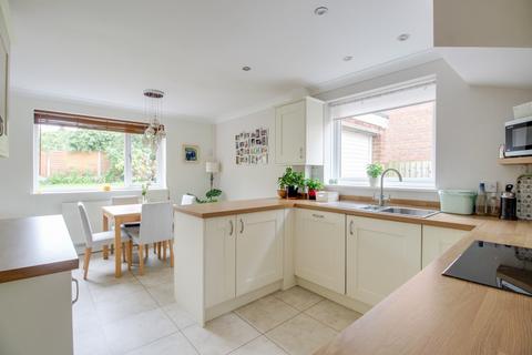 4 bedroom detached house for sale, Millbank, Leighton Buzzard, LU7 1AS