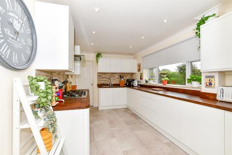 4 bedroom detached house for sale, Shalloak Road, Broad Oak, Canterbury, Kent