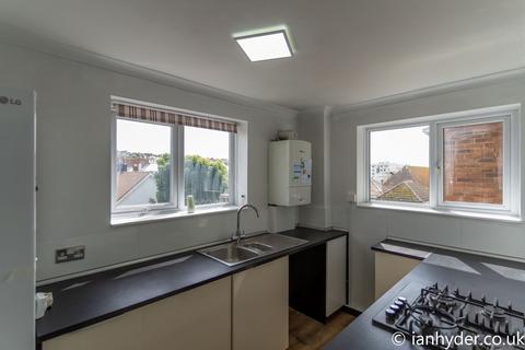 2 bedroom flat for sale, Park Crescent, Rottingdean BN2