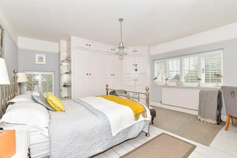 4 bedroom detached house for sale, Bishops Avenue, Broadstairs, Kent
