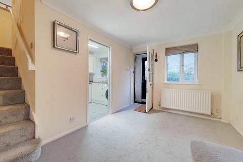 1 bedroom semi-detached house to rent, Stanton Close, Orpington BR5