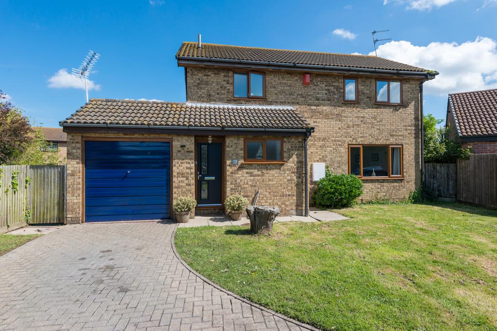 Ellis Way, Herne Bay, Kent 4 bed detached house for sale £525,000
