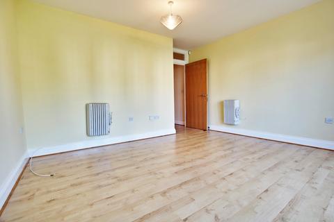 2 bedroom apartment to rent, Bromley Road, London SE6