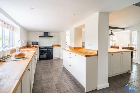 5 bedroom character property for sale, Thorpe Road, Southrepps, Norwich, NR11