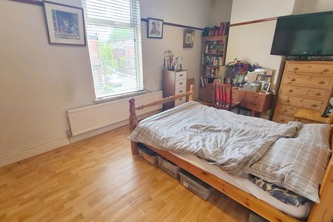 12 Berrie Grove, Manchester, M19 2QA