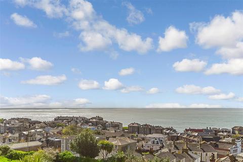 2 bedroom apartment for sale, Southgrove Road, Ventnor, Isle of Wight