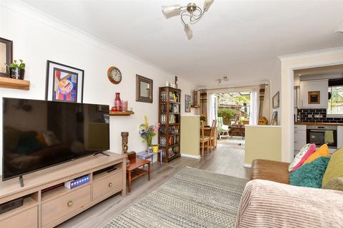 4 bedroom terraced house for sale, Asquith Close, Dagenham, Essex