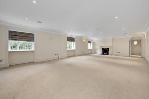 3 bedroom duplex to rent, Moor Park House Way, Farnham, Surrey, GU10