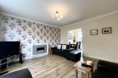 3 bedroom semi-detached house for sale, Padstow Drive, Windle