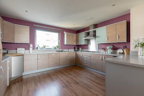 3 bedroom flat for sale, Western Harbour Terrace, Edinburgh EH6