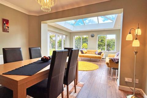 17 Whitegates, Northampton, NN4 9XA