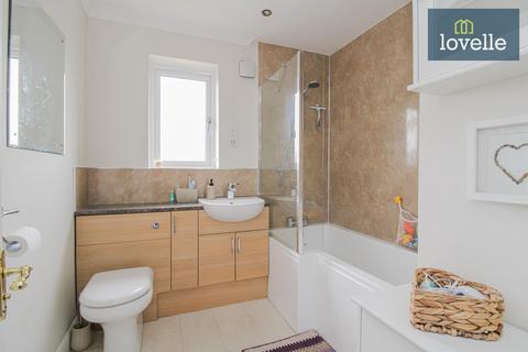 29 Holly Close, Stallingborough, Grimsby, DN41 8TG