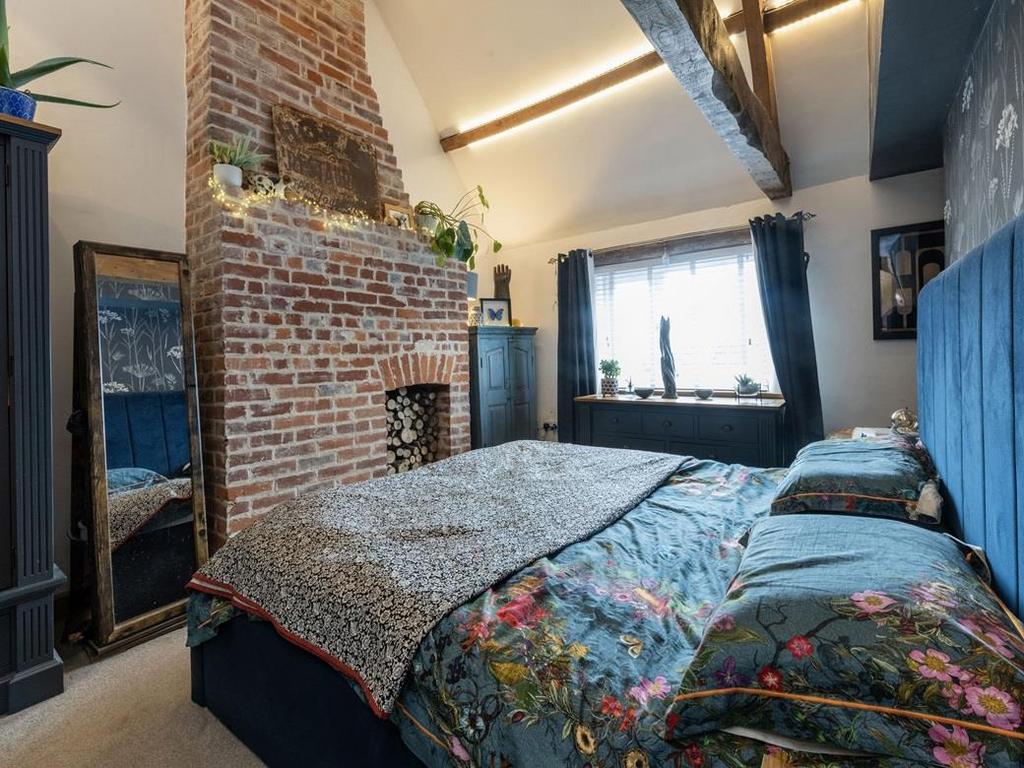 Silver Street, Stoford, Somerset, BA22 4 bed end of terrace house for