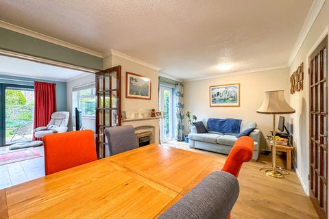 19 Falcon Close, Portishead, Bristol, BS20 6UT