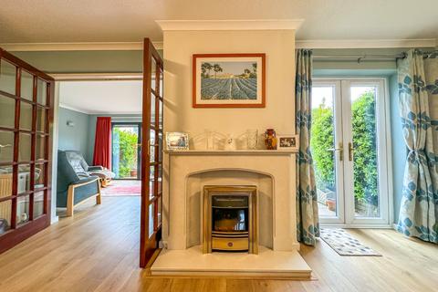 19 Falcon Close, Portishead, Bristol, BS20 6UT