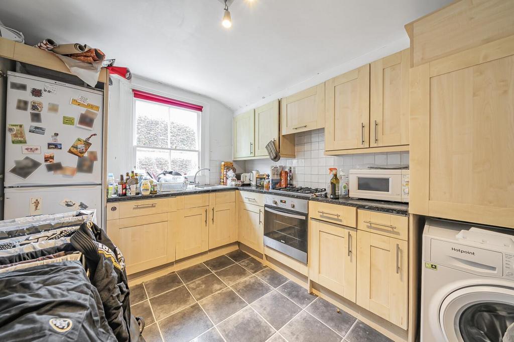 Cavendish Road, Balham 1 bed flat for sale £400,000