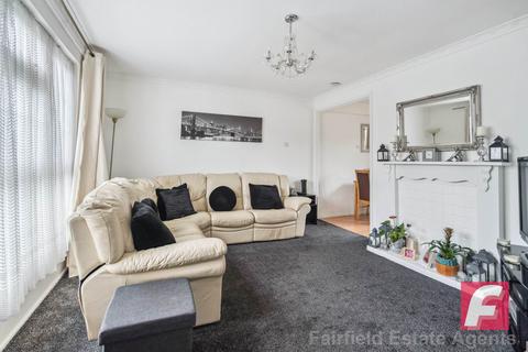 3 bedroom semi-detached house for sale, Bramshaw Gardens, South Oxhey