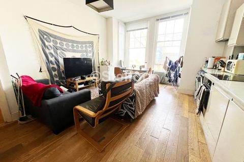 3 bedroom flat to rent, Aberdeen Park, London, N5