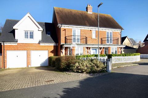 5 bedroom detached house for sale, Jonagold Drive, Colchester CO6