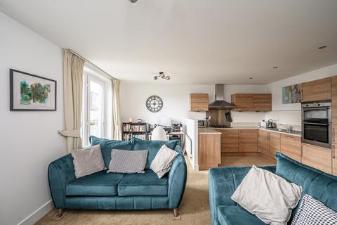2 bedroom flat for sale, Burnbrae Drive, Edinburgh EH12
