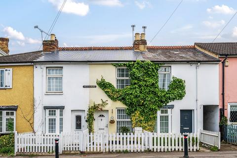 2 bedroom terraced house for sale, Heath Road, Weybridge, KT13