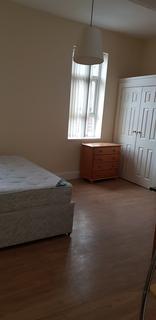 8 bedroom flat to rent, Davenport Avenue, Manchester M20