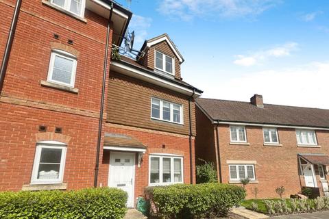 2 bedroom maisonette for sale, Carina Drive, Wokingham RG40