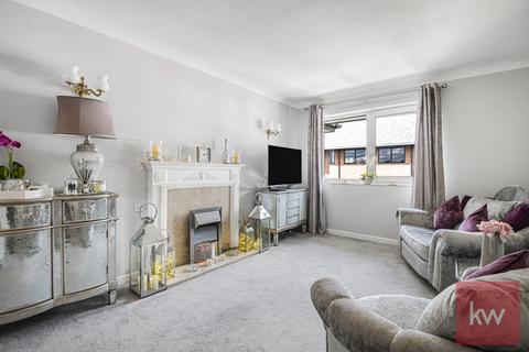 1 bedroom flat for sale, Swanbrook Court, Berkshire, SL6