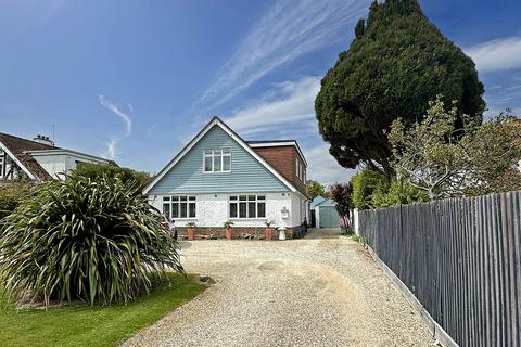 4 bedroom detached house for sale, Barrack Lane, Aldwick, Bognor Regis, West Sussex PO21