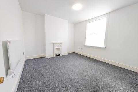 3 bedroom flat for sale, Drummond Road, Skegness, PE25
