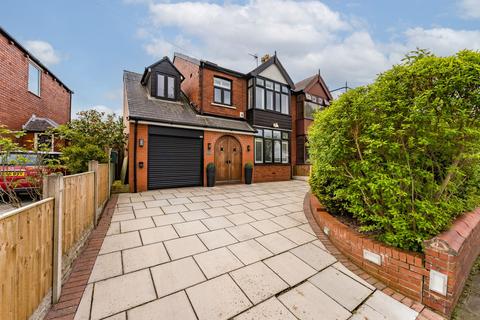 4 bedroom semi-detached house for sale, Liverpool Road, Haydock, WA11