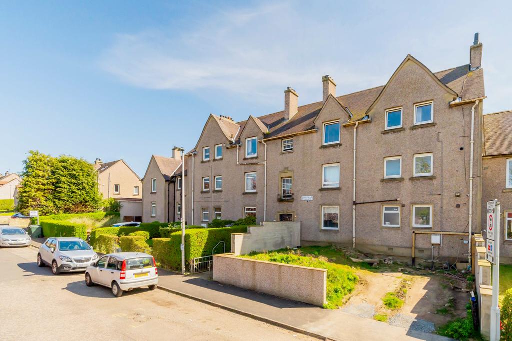 Parkgrove Terrace, Edinburgh EH4 3 bed flat for sale £185,000